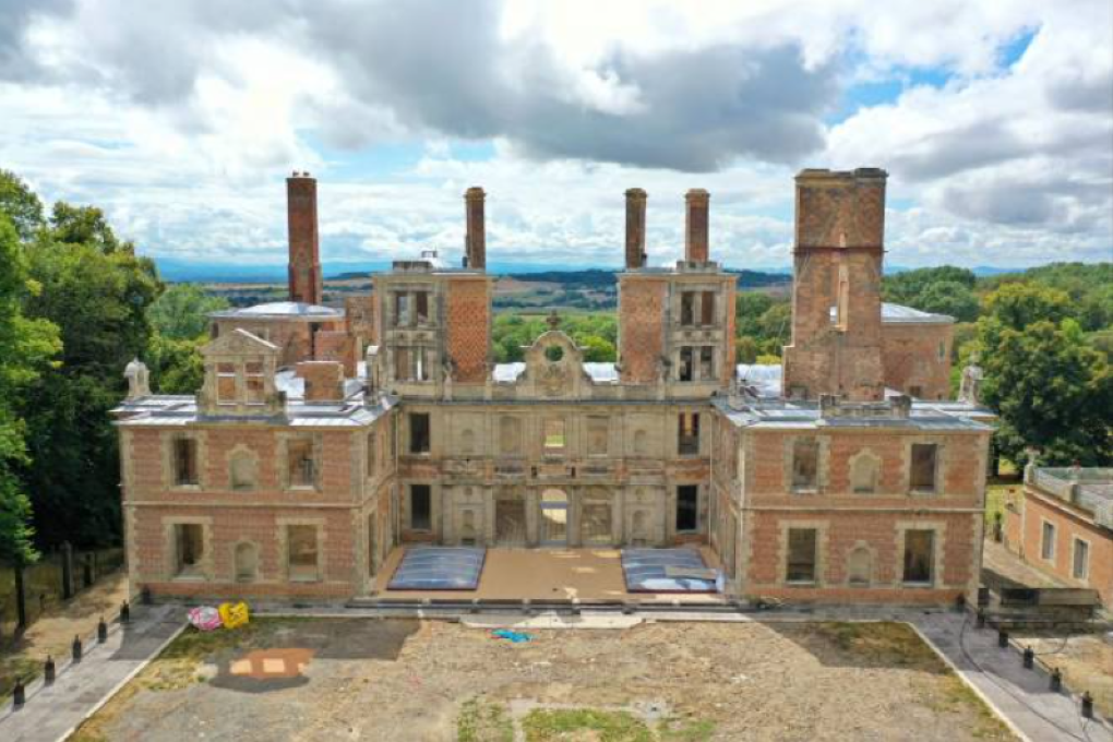 La Vie en pierre enquête ! Quelle est la cause de l’incendie du château de Randan ?