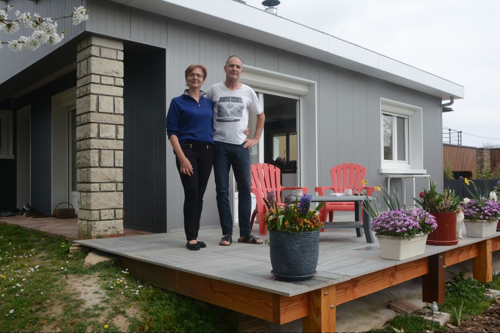 Témoignage client : pour Jean-Pierre Brossard, à Bourges (18), « Mes proches ne reconnaissent pas la maison, elle a pris un vrai coup de jeune ! »