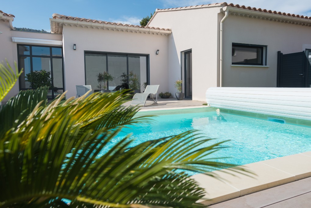 Une piscine dans un écrin de modernité